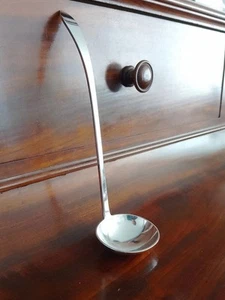 Elegante Tiffany & Co Sterlingsilber Faneuil Sauce Sahnekadel - Bild 1 von 21