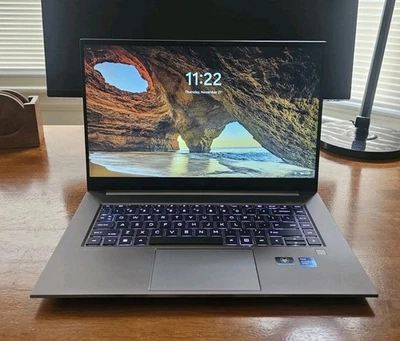 Laptop HP ZBook Studio G8 Core I7-11850H/512 GB/32 GB de RAM/RTX A2000  Foto 1 de 4