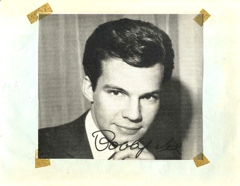 Bobby Vee - I/P Signed Album Page & The Executives - 60's Band - Hand Signed Cover