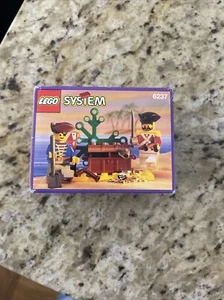LEGO Pirates: Pirates Plunder (6237) Sealed box - Picture 1 of 5