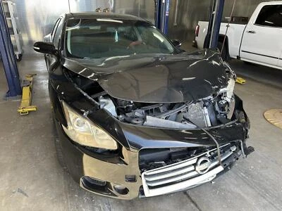 Tanque de combustible usado se adapta a: Nissan Máxima 2014 de 3/13 grado A Foto 1 de 4