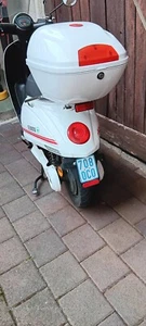 E-Motorroller mit starkem Motor - Bild 1 von 7