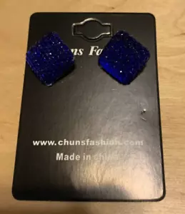 Fashion Jewelry Earrings Blue square stud button style - Picture 1 of 1
