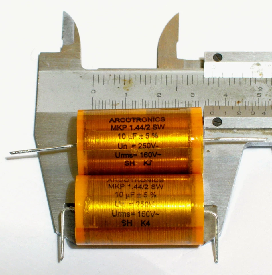 4 pcs Arcotronics 10µF 250V 5% MKP Polypropylene 1.44/2 SW capacitor 10uF 10 uf - image 1 of 1