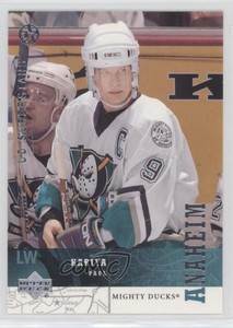 2002-03 Upper Deck UD Superstars Paul Kariya #6 HOF