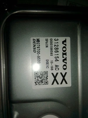 Engine ECM Electronic Control Module XC70 Fits 11-15 VOLVO 70 SERIES 26141865 Foto 1 de 4