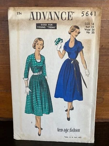 Vintage Advance 5641 Sewing Pattern Sz 14 Dress w/ Drop Shoulders NOS FF - Picture 1 of 6
