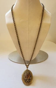 Whiting Davis Gold Tone Large Amber Cameo Locket Chain Vintage Necklace - Picture 1 of 11