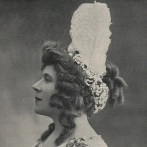 Mme Jeanne Granier - Théatre Ambigu Comique - Comédienne - Gravure Ancienne 1904 - Picture 1 of 2