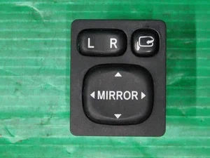 TOYOTA Aqua 2013 DAA-NHP10 Door Mirror Switch 8487028020 [Used] [PA96593687] - Picture 1 of 2
