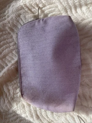 Bolsa de maquillaje cosmético Lancome lavanda brillante bolsa cremallera nueva en bolsa Foto 1 de 4