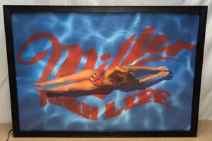 Costume da bagno vintage anni 90 MILLER HIGH LIFE BIRRA RAGAZZA IN PISCINA SEXY 32" INSEGNA LUMINOSA - Foto 1 di 7