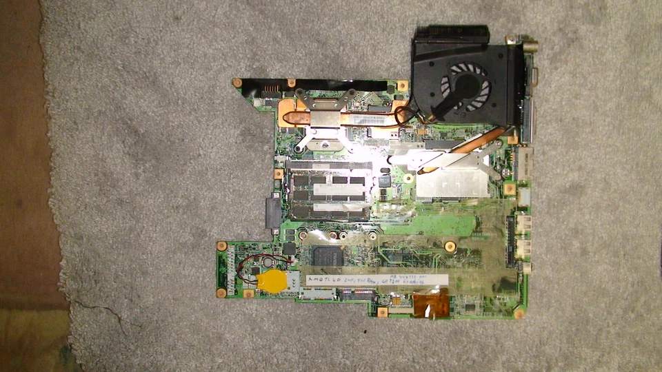 New HP DV6000 2ea AMD MBs 443774-001, Heatsink & Fan, TL-60/58 CPU 2GH, 4 GB Ram - Image 1 of 3