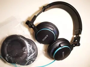 Sony MDRV55 Extra Bass & DJ On-Ear Headphones - In great condition! - Picture 1 of 9