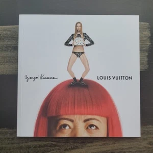 The Worlds Of Louis Vuitton And Yayoi Kusama Creating Infinity Buch - Bild 1 von 4