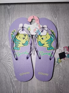 Disney Little Mermaid, Flounder Flip Flops - Size UK 7/8 or Large - Picture 1 of 4
