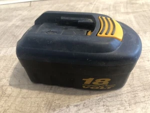 Batería de herramienta eléctrica Ryobi BS-1815 tipo deslizable 18V Ni-CD usada en buen estado de funcionamiento - Imagen 1 de 3