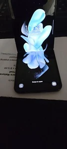 Brand New Samsung Galaxy Z Flip4 - 128 GB - Black (Unlocked) - Picture 1 of 6