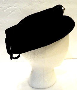 De Colección Sombrero Pastillero Terciopelo Genuino Negro Grosgrain Cinta Lazo Imitación Gema Vestido Prop - Imagen 1 de 8