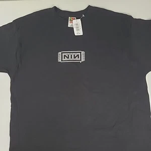 Vintage 90s NIN Nine Inch Nails T-Shirt Black Reflective Fruit Of Loom XL Cotton - Picture 1 of 5