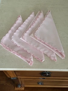 Pink Cotton Blend Napkins Set Of 4! Embroidered Edge Very Clean! - Picture 1 of 12