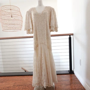 Vintage Brilliant by JA Dress 2X Ivory Lace Pearls Drop Waist Scallop Sleeve - Picture 1 of 21