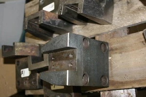 Okuma Lathe Tool Holder LC 30? Item #1 - Picture 1 of 3