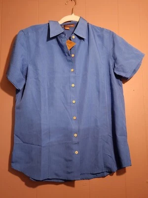 NWT Harriton Ladies Short Sleeve Blue Pinstriped Button Up Pockets Size Large - Image 1 of 4