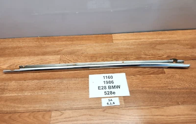 ✅ 82-88 OEM BMW E28 528e 535 puerta delantera derecha pasajero interior moldura cromada Foto 1 de 4
