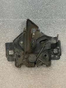 97-07 Ford F250 F350 Super Duty Hood Latch Release OEM - Picture 1 of 8