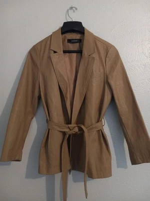 Chaqueta Blazer Zara Mujer Cinturón Imitación Cuero Tostado Marrón Claro Talla Grande Foto 1 de 4