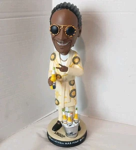 SNOOP DOGG 18" BOBBLEHEAD NODDER 2023 YELLOW JACKET 👑 CORONA BEER  - Bild 1 von 12