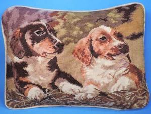 vtg DACHSHUND NEEDLEPOINT THROW PILLOW (11" X 15") - Picture 1 of 4