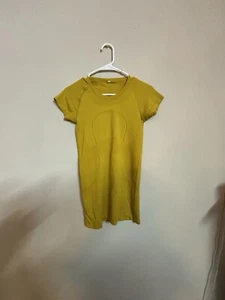 Lululemon Shirt Womens Swiftly Tech Yellow Short Sleeve Performance Gym Yoga - Picture 1 of 5