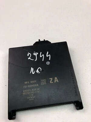 NO2944 TOYOTA Control Unit 89221-02830 - Image 1 of 4
