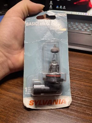Nova lâmpada de substituição de farol de halogênio básico Sylvania contém 1 lâmpada 9006 - Imagem 1 de 3