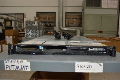 Servidor IBM ESERVER Series X336 883725U 2x3,5 2*Intel Xeon 2 GB Foto 1 de 4