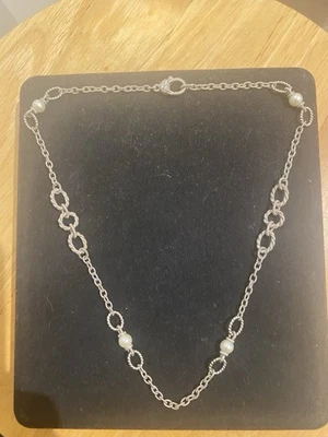 COLLAR CADENA ESTACIÓN CUERDA PLATA ESTERLINA Y PERLAS JUDITH RIPKA ¡MUY BONITO! Foto 1 de 4