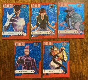 2022-23 Upper Deck MARVEL Annuale BLUE SPARKLE LOTTO 5 Carte Casuali M/NM - Foto 1 di 3