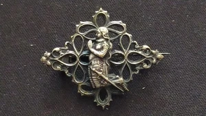 Jeanne d'Arc - Patriotische Brosche Jeanne d'Arc aus Silber 19. Jahrhundert - Bild 1 von 2
