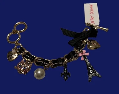 Betsey Johnson Goes To Paris Chunky Gold Tone Paris Theme Charm Bracelet NWT - Image 1 of 4