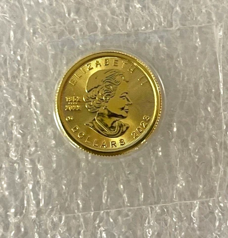 Gold 1/10 oz Canadian 2023 Gold Maple Leaf $5 Coin .9999 Fine coin Cover