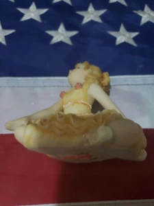 Vintage Girl Statue sculpture  - Picture 1 of 8