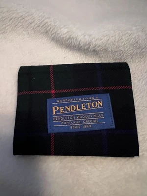 Vintage Pendleton Tartan Plaid Bifold Wallet Preowned  4”x3” Portland Oregon - Image 1 of 3