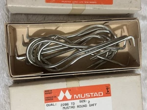 Mustad Gaff Hook Size #2 2286 TD - Picture 1 of 3