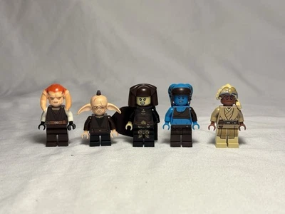 乐高星球大战绝地武士套装:Luminara、Even Piell、Aayla Secura + 更多 — 第 1/4 张图片