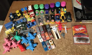 LOT OF 50 TOY CARS PLANES TRUCKS MCDONALD MINI STREEX BURGER KING RECORD BREAKER - Picture 1 of 16