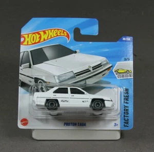 Hot Wheels Factory Fresh 2024 Proton Saga blanco HYW90 1/64 - Imagen 1 de 1