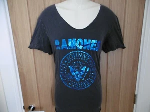 NEW AMPLIFIED THE RAMONES BLUE FOIL ROUND LOGO DARK GREY MENS T SHIRT L PUNK - Picture 1 of 4