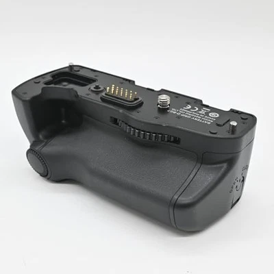 PENTAX D-BG7 Battery Grip for KP Digital Camera Used mint Condition from Japan - Image 1 of 4